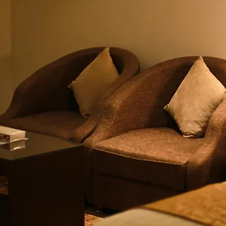 Rest Night Hotel Suites - Al Ta'Awon-Hussin Bin Ali